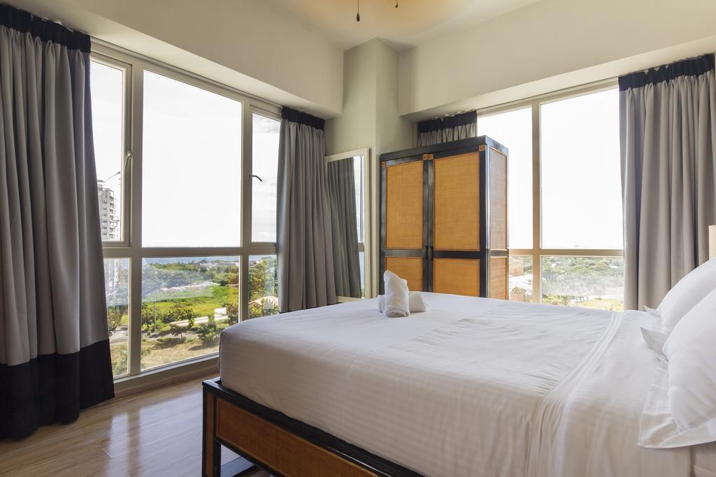 La Mirada Residence , Large 1 Bedroom Condo, Beaches , 3 Pools, Ocean Views, Fast Wifi, Netflix, Breakfast Included Мактан Экстерьер фото